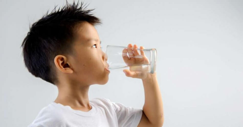 Perbanyak Minum Air Putih Adalah Anjuran yang Tidak Boleh Disepelekan